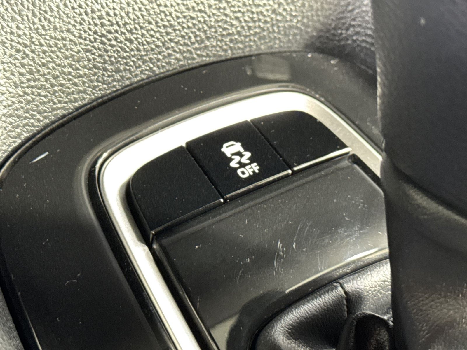 Used 2023 Toyota Corolla LE w/ Carpet Mat Package (TMS) FWD image 42