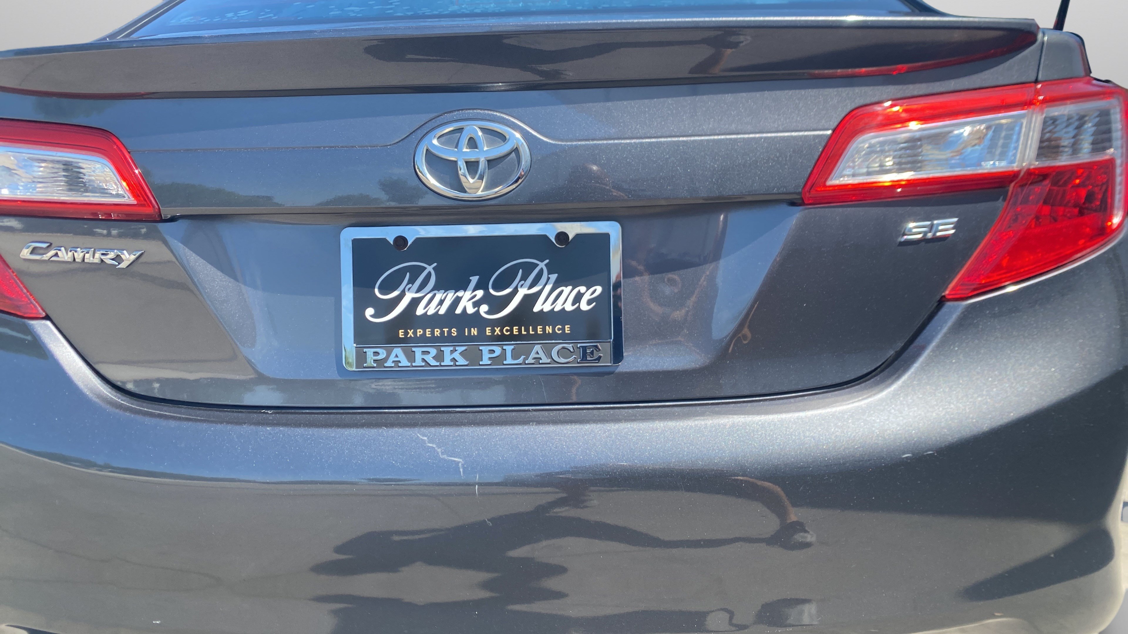 Used 2013 Toyota Camry SE FWD image 26