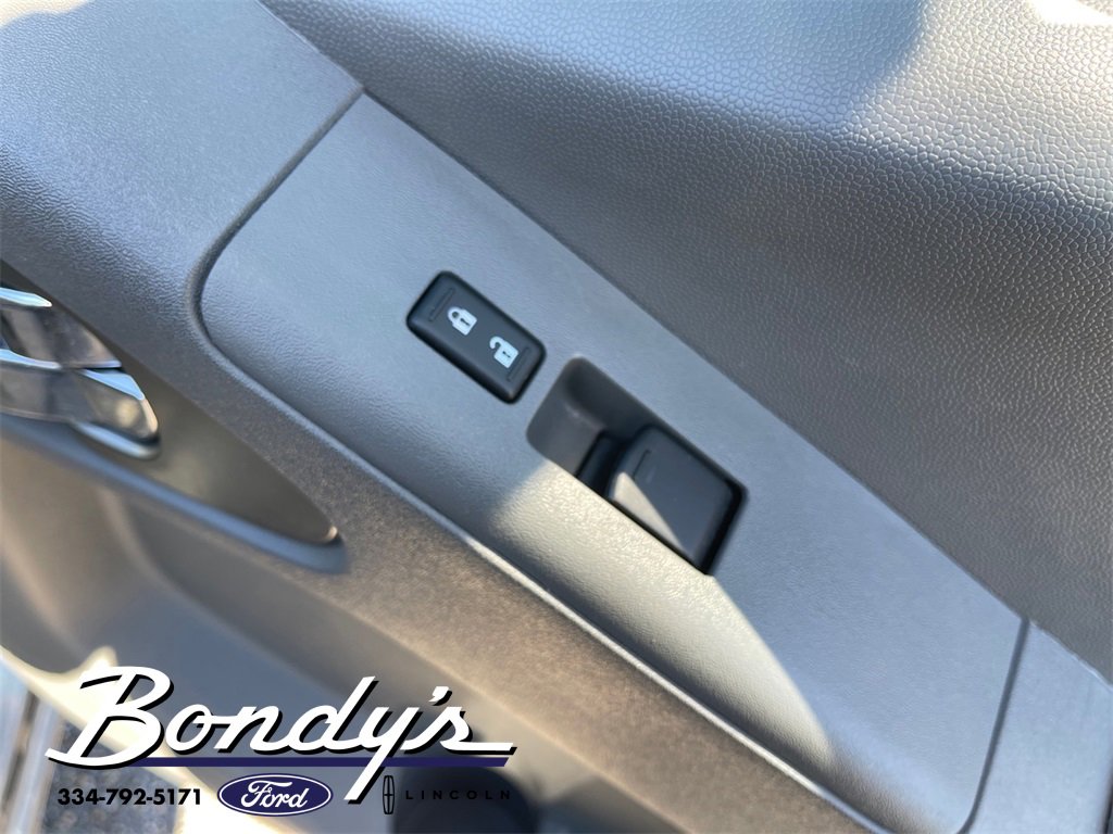 Used 2019 Nissan Frontier SV image 20