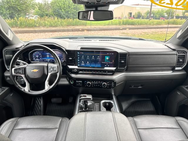 Used 2023 Chevrolet Silverado 1500 LTZ AWD/4WD image 12