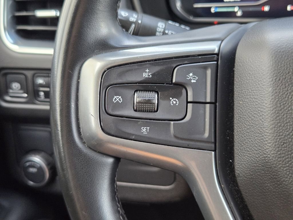 Used 2023 Chevrolet Suburban LT image 26