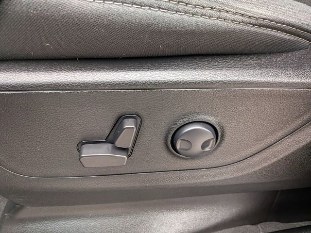 Certified 2023 RAM 1500 Big Horn AWD/4WD image 10