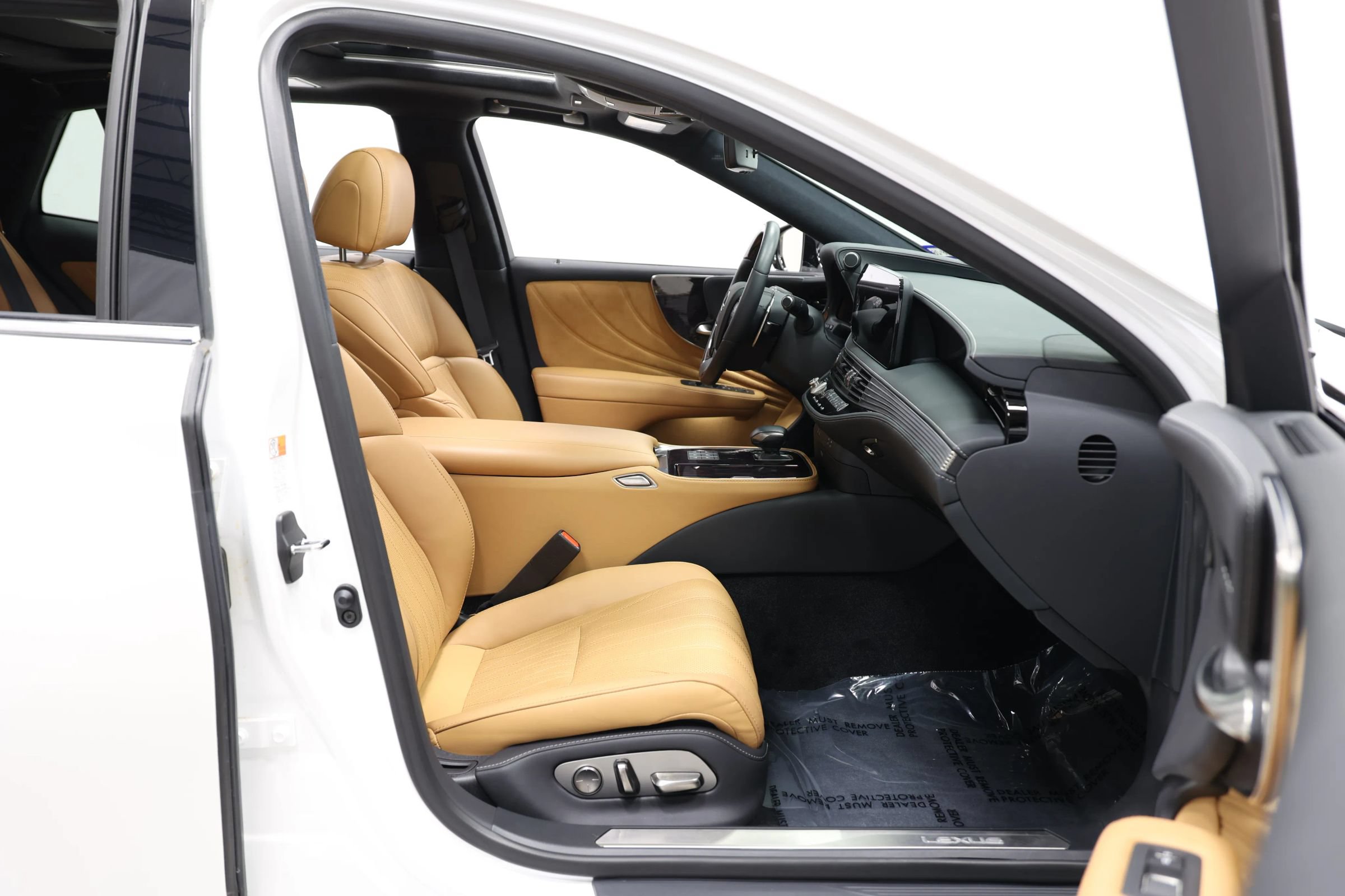 Used 2024 Lexus LS 500 w/ Interior Upgrade Package RWD image 95