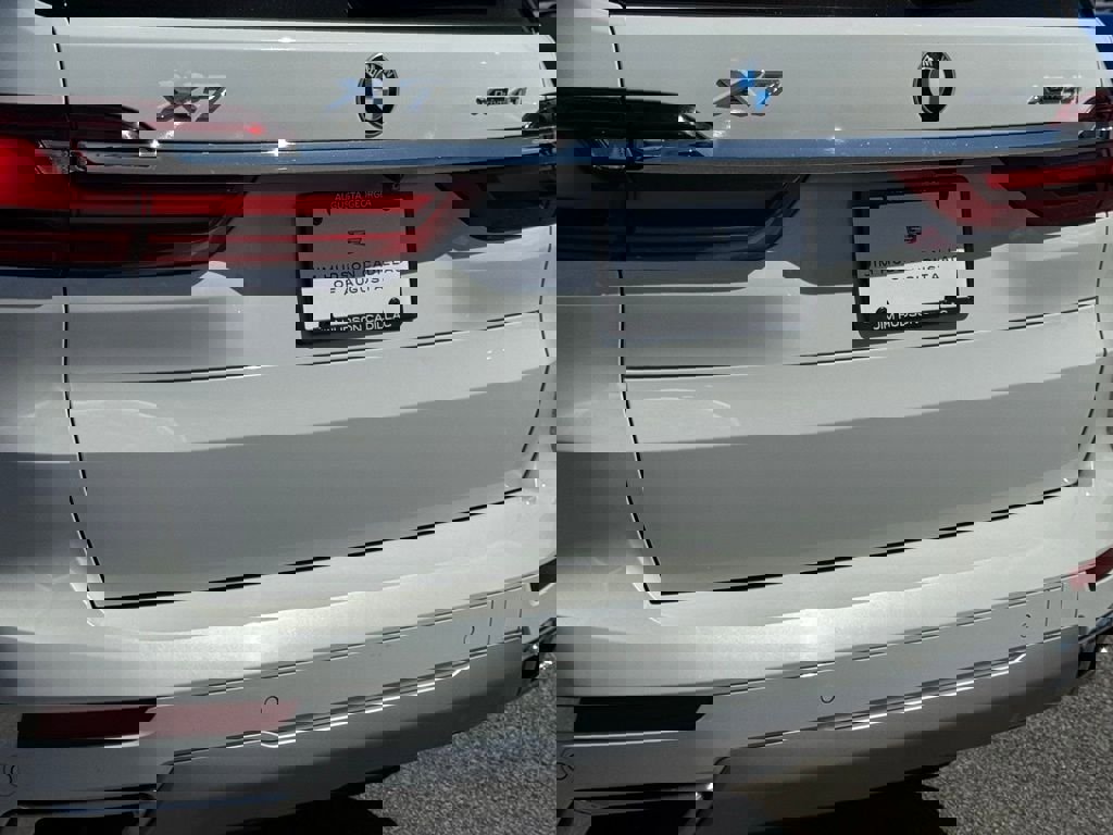 Used 2019 BMW X7 xDrive40i w/ Premium Package image 9