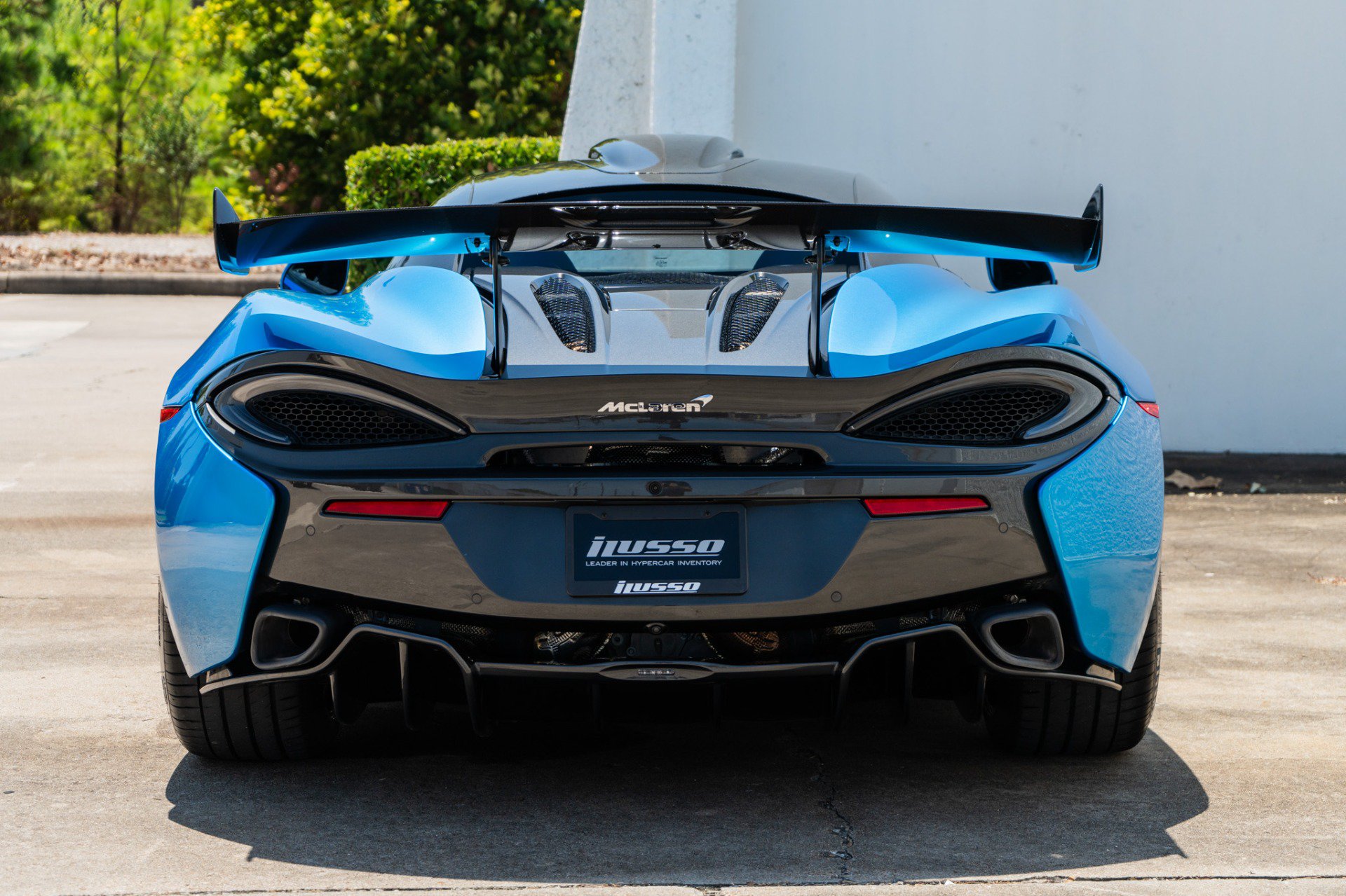 Used 2020 McLaren 620R RWD image 14