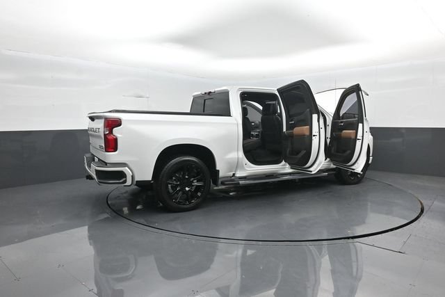 Used 2020 Chevrolet Silverado 1500 High Country w/ Technology Package AWD/4WD image 45