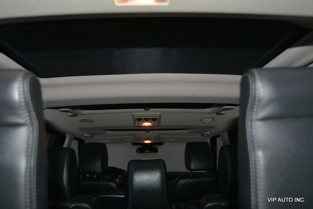 Used 2016 Land Rover LR4 HSE LUX image 27