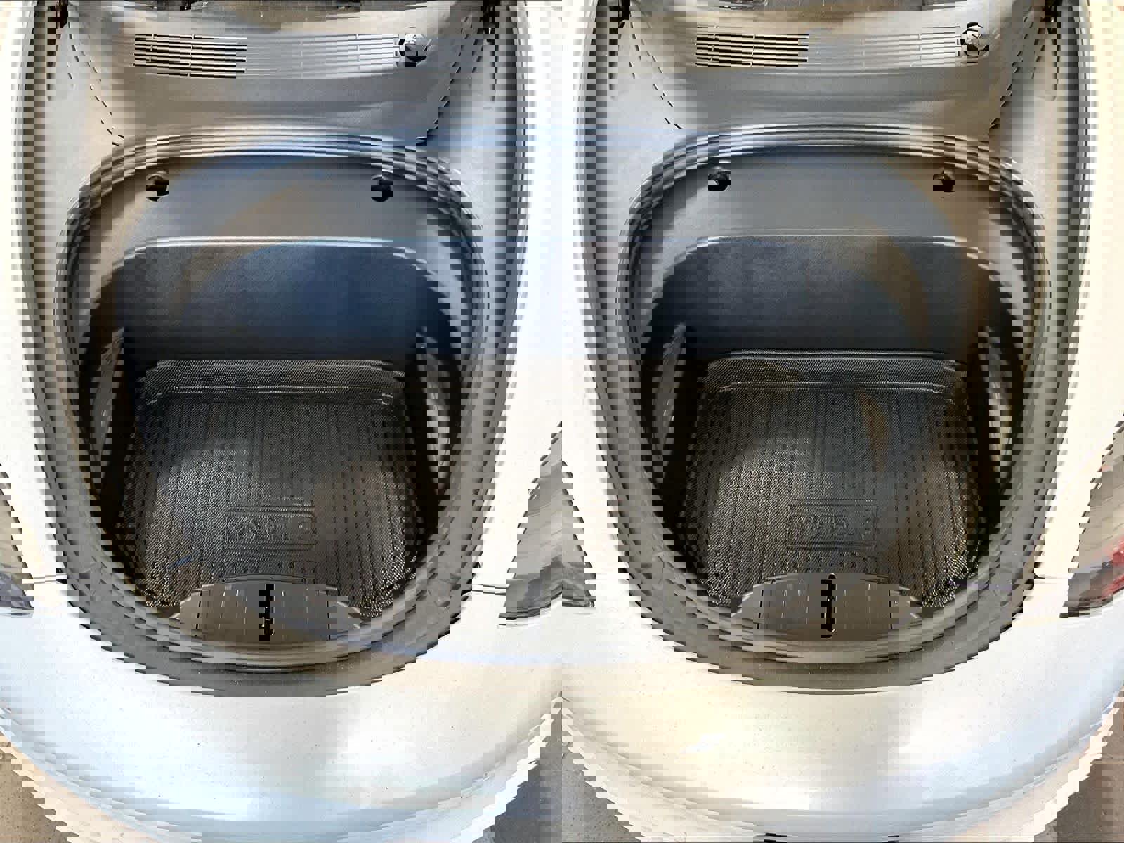 Used 2021 Tesla Model 3 Long Range AWD/4WD image 35