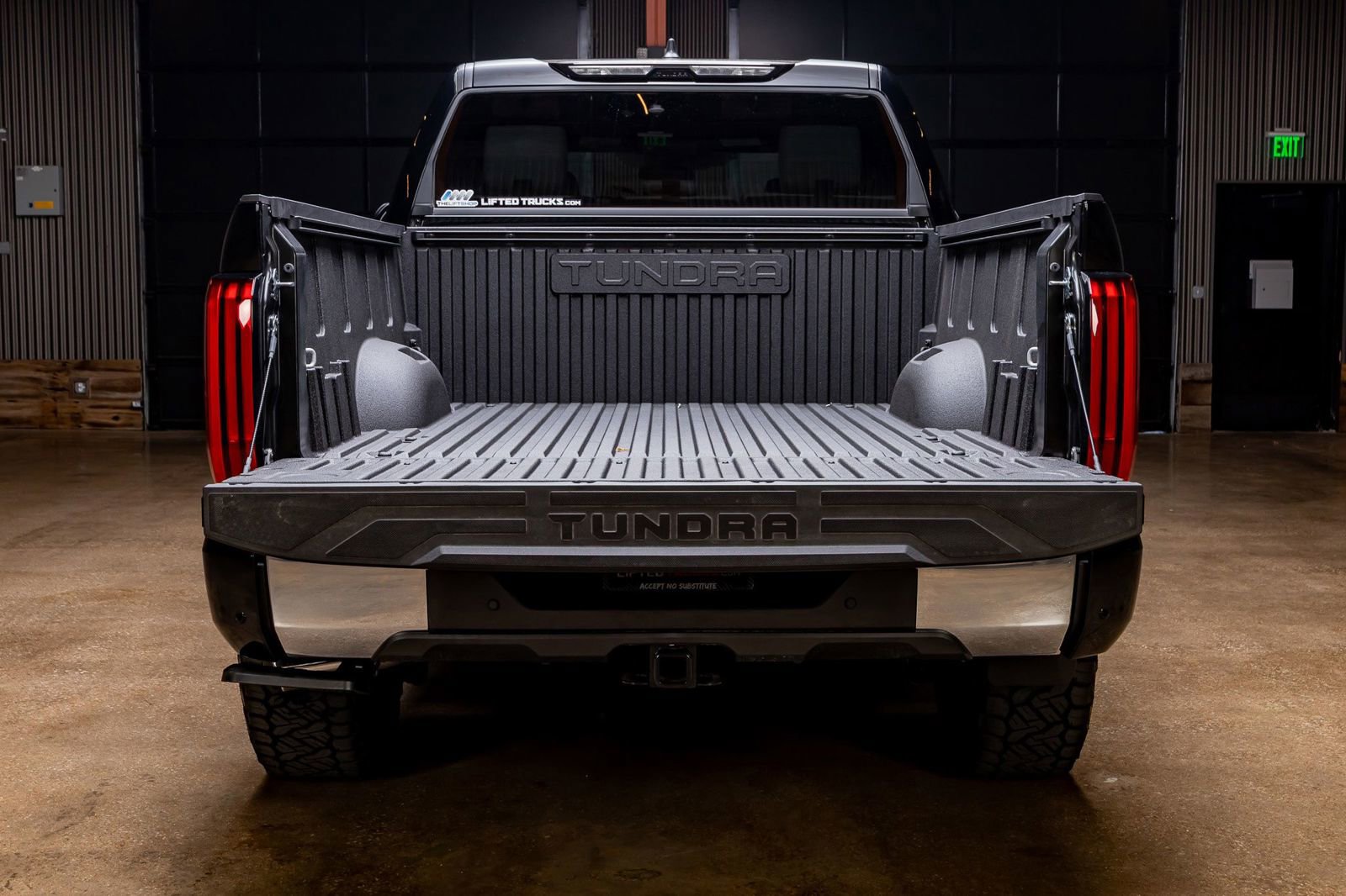 Used 2025 Toyota Tundra SR5 image 9