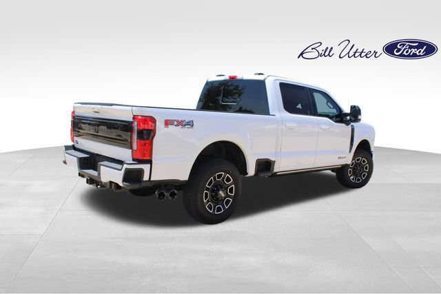 Used 2025 Ford F250 Platinum w/ FX4 Off-Road Package AWD/4WD image 5