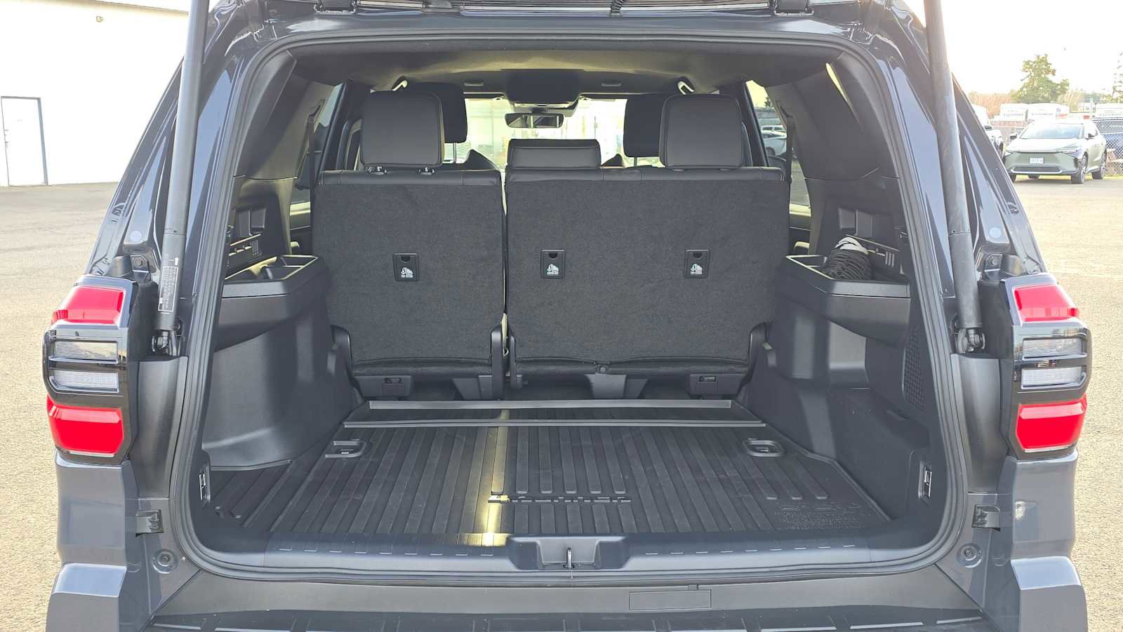 Certified 2025 Toyota 4Runner TRD Off-Road Premium image 16