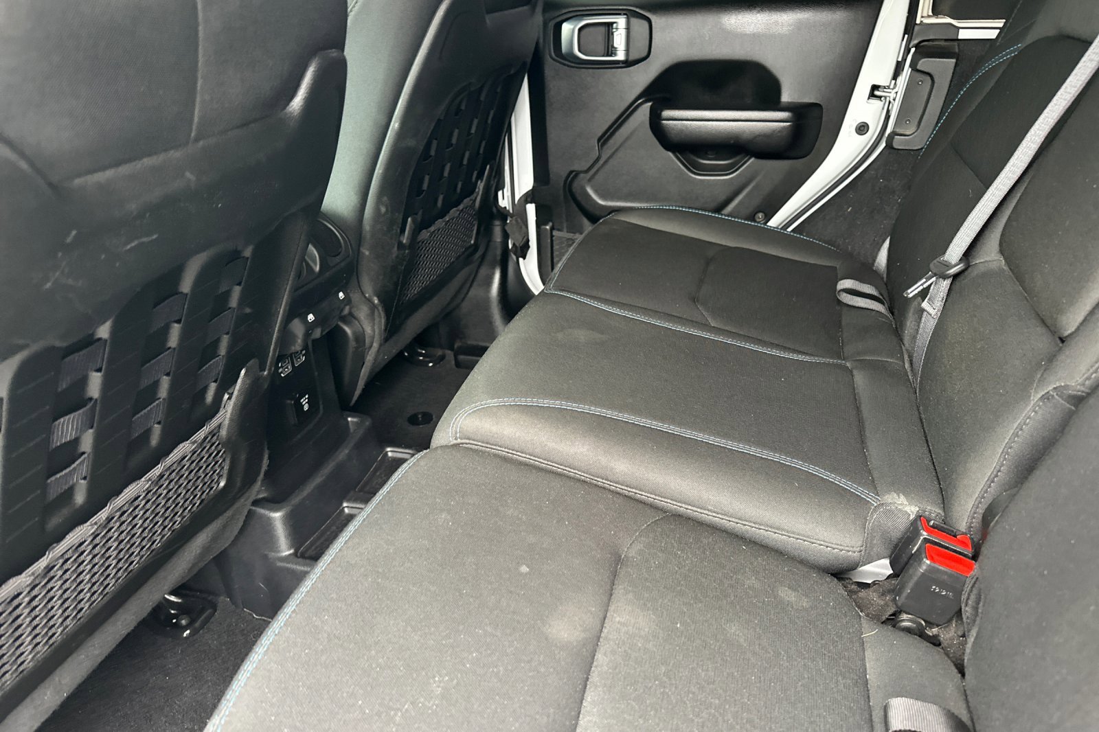 Used 2021 Jeep Wrangler Unlimited Rubicon 4xe image 12