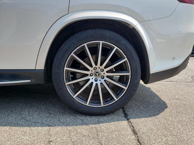 Used 2024 Mercedes-Benz GLS 450 4MATIC image 12