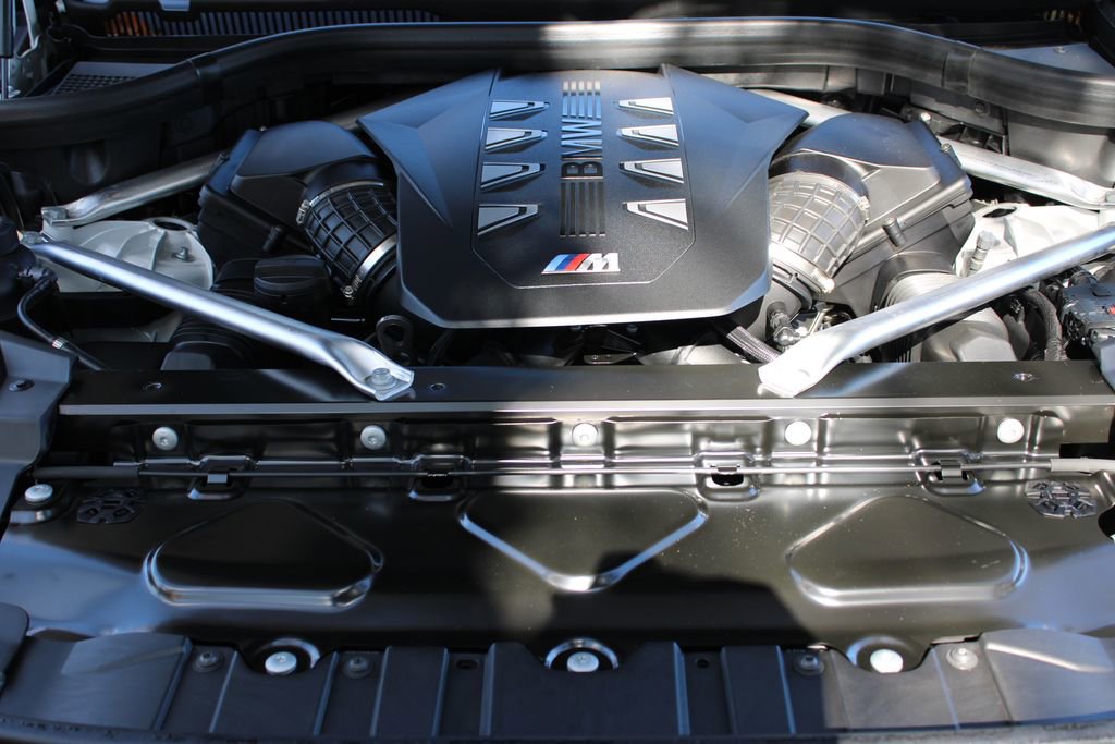 New 2026 BMW X5 M60i w/ Climate Comfort Package image 38