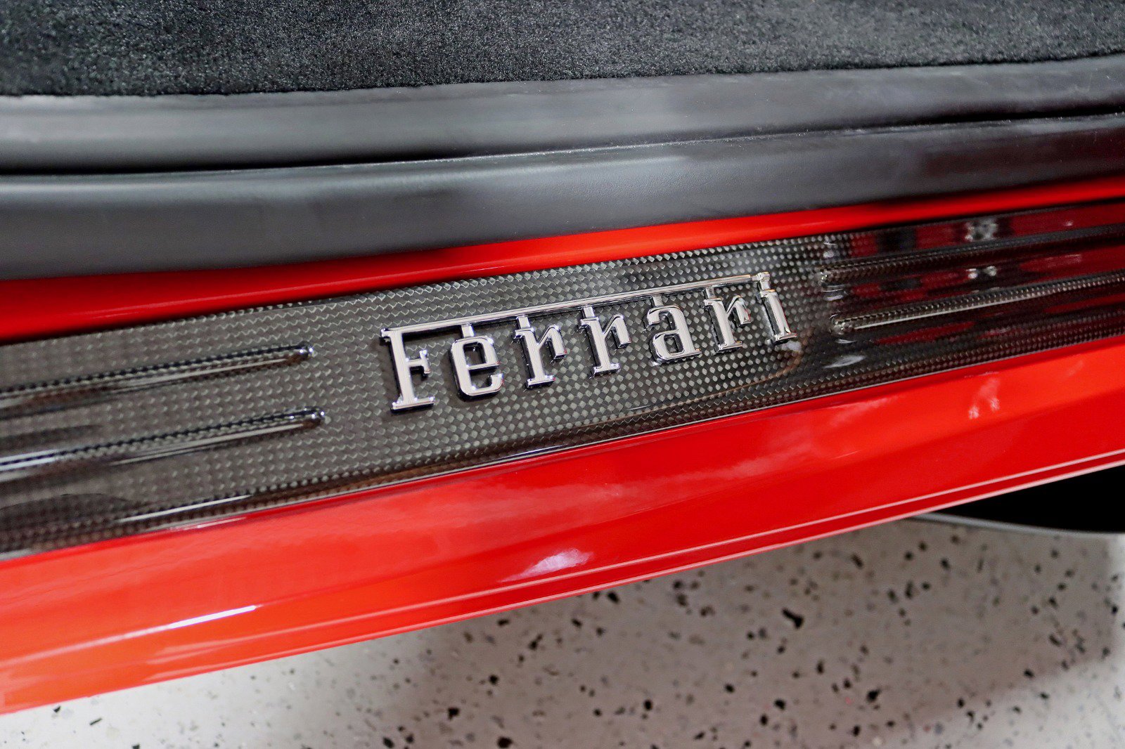 Used 2023 Ferrari F8 Tributo image 25