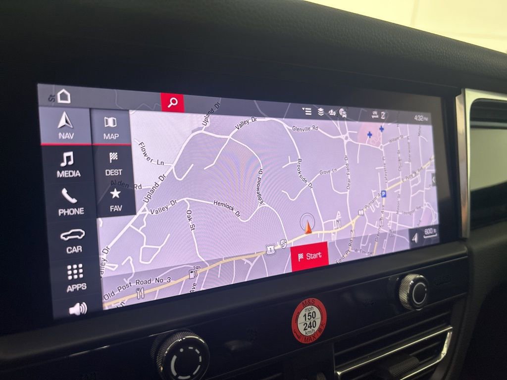 Certified 2025 Porsche Macan image 33