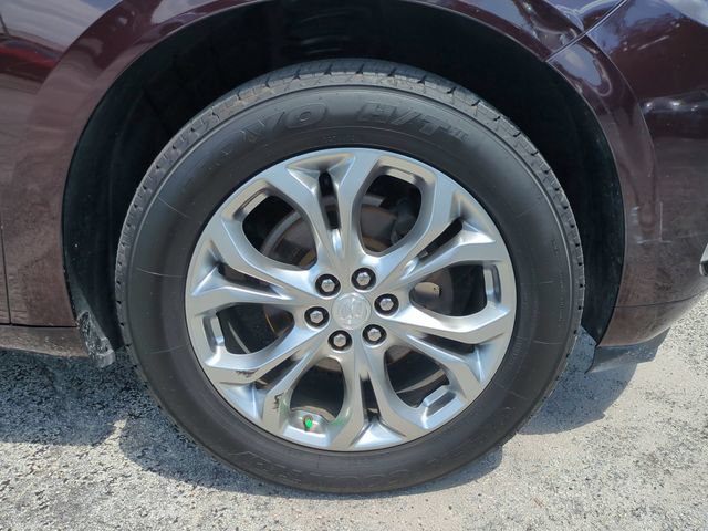 Used 2020 Buick Enclave Avenir w/ Avenir Technology Package FWD image 11