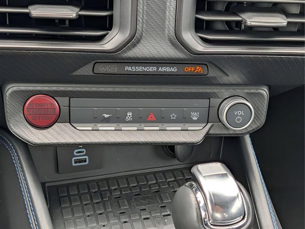 Used 2024 Ford Mustang Dark Horse image 24