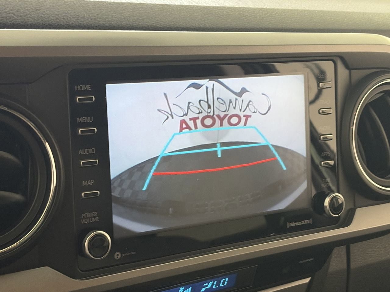 Used 2022 Toyota Tacoma SR5 w/ Technology Package AWD/4WD image 15