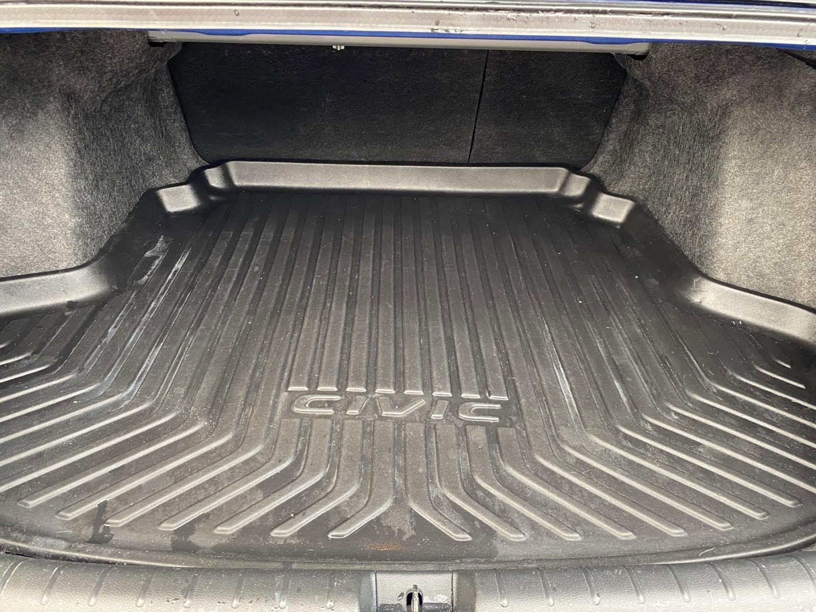 Used 2019 Honda Civic Sport image 14