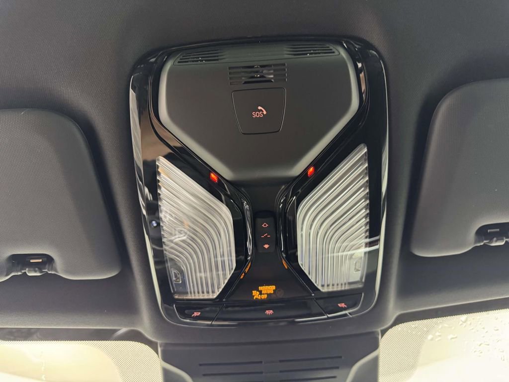 Used 2026 BMW X5 M60i AWD/4WD image 25