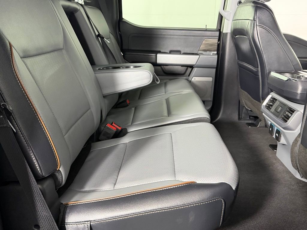 Used 2025 Ford F150 Lariat w/ Equipment Group 501A Mid image 29