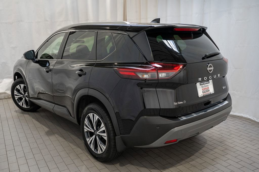 Certified 2023 Nissan Rogue SV w/ SV Premium B Package image 3