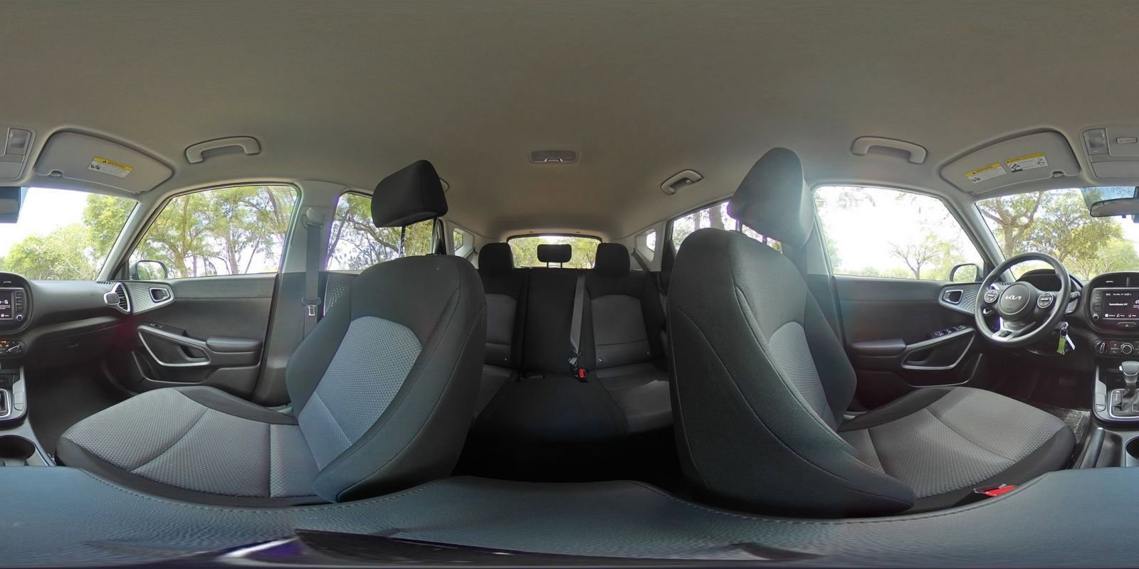 Used 2025 Kia Soul LX w/ LX Technology Package image 37