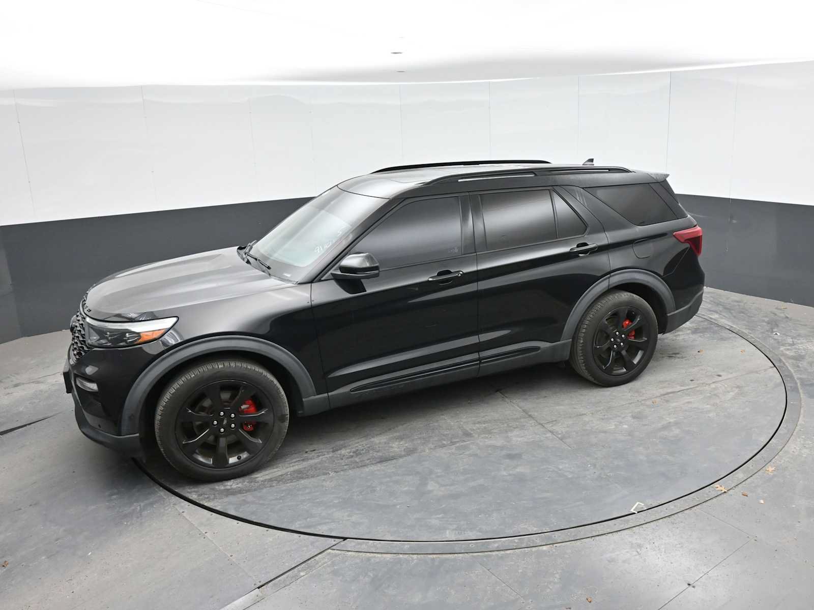 Used 2020 Ford Explorer ST w/ ST Street Pack AWD/4WD image 13