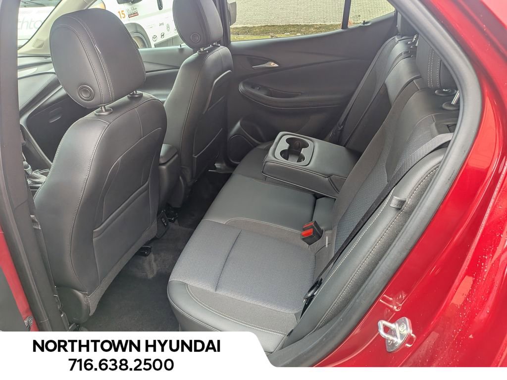 Used 2021 Buick Encore GX Select image 30