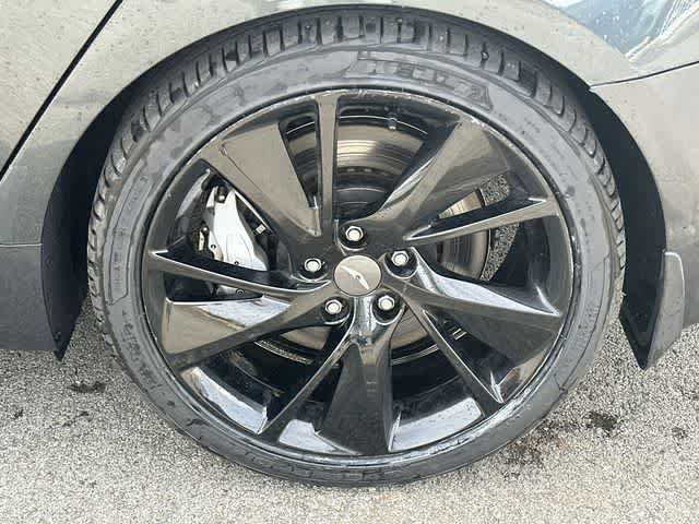 Used 2023 Genesis G70 3.3T w/ Sport Prestige Package image 5