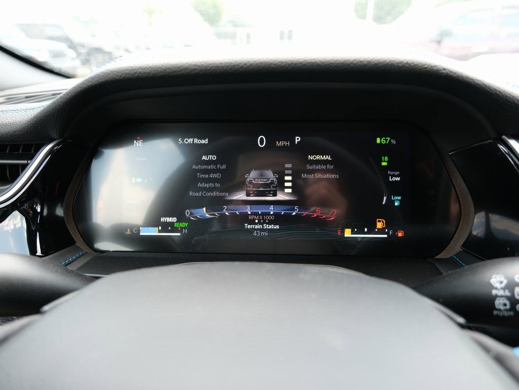 Used 2024 Jeep Grand Cherokee Trailhawk image 6