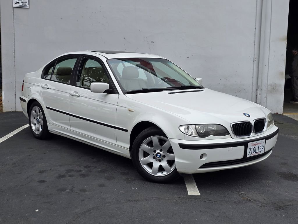 Used 2004 BMW 325i Sedan image 1