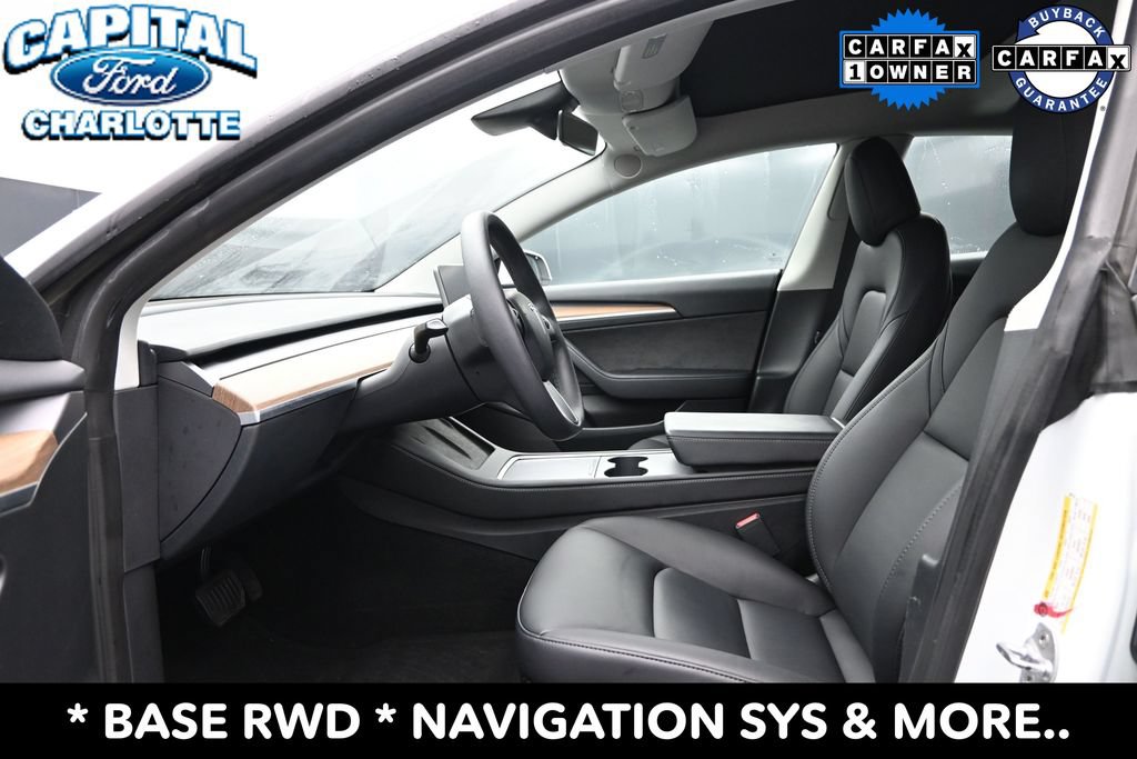 Used 2023 Tesla Model 3 Standard Range RWD image 9