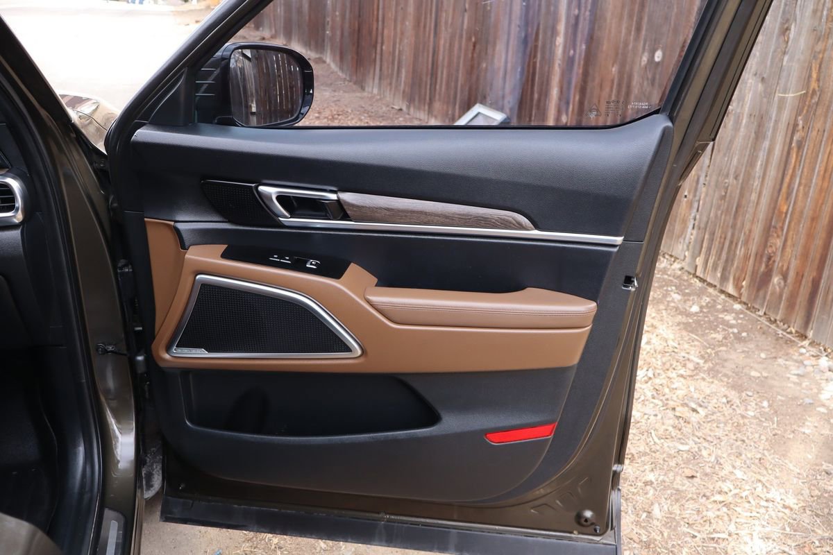 Used 2020 Kia Telluride SX w/ SX Prestige Package image 28