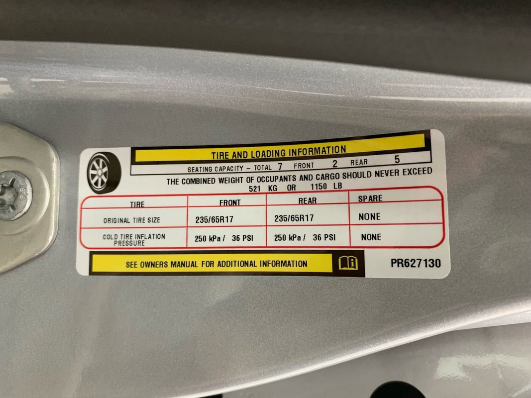 Used 2023 Chrysler Voyager LX image 17