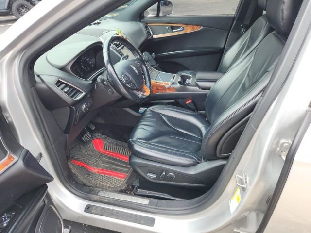 Used 2017 Lincoln MKX Select w/ Select Plus Package image 9