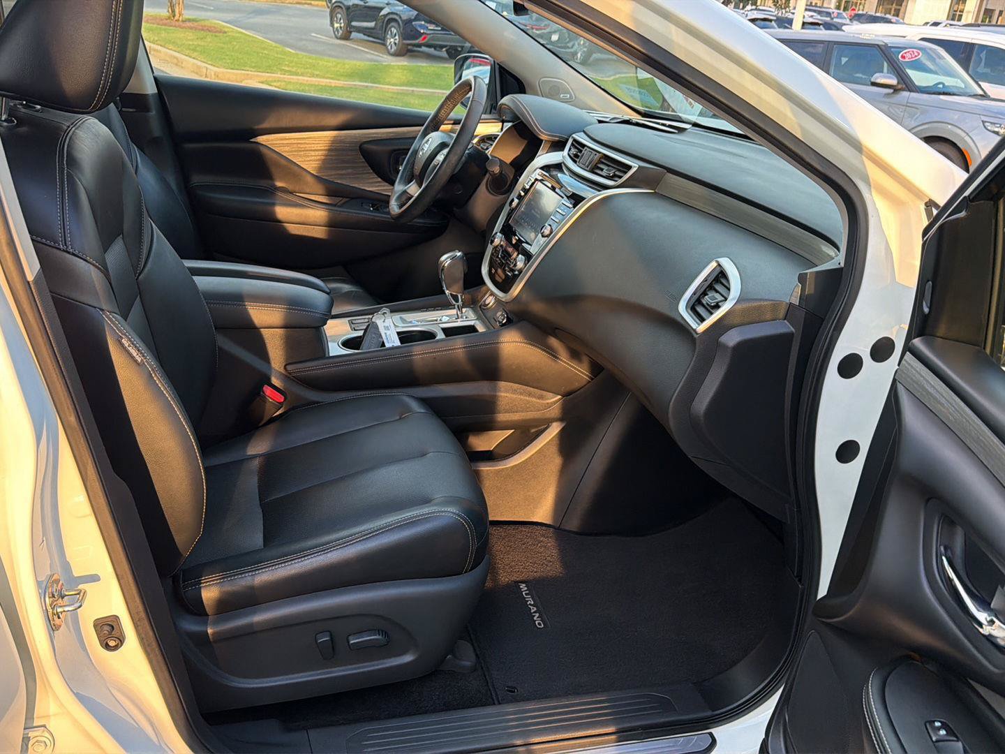 Used 2018 Nissan Murano SL w/ Moonroof Package AWD/4WD image 14
