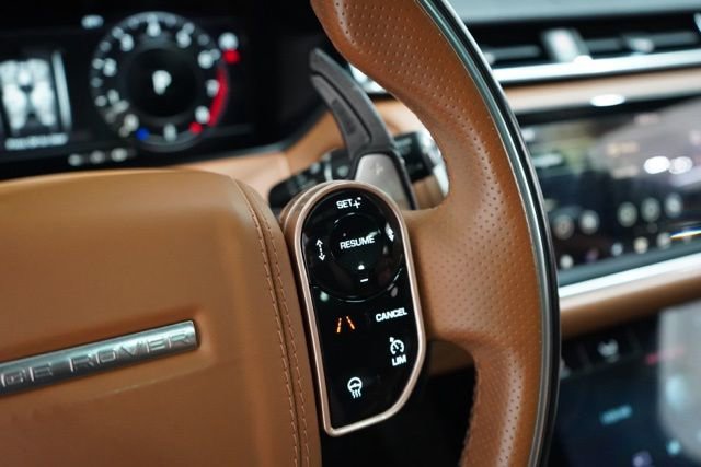 Used 2018 Land Rover Range Rover Velar R-Dynamic HSE image 22