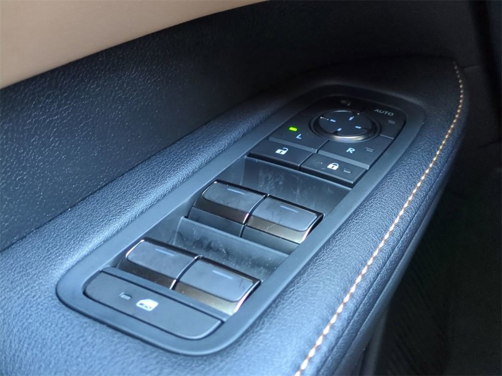 Used 2025 Lexus RX 350h image 24