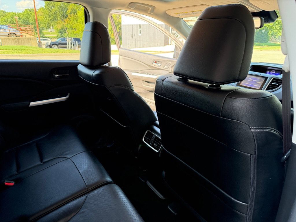Used 2015 Honda CR-V Touring image 19