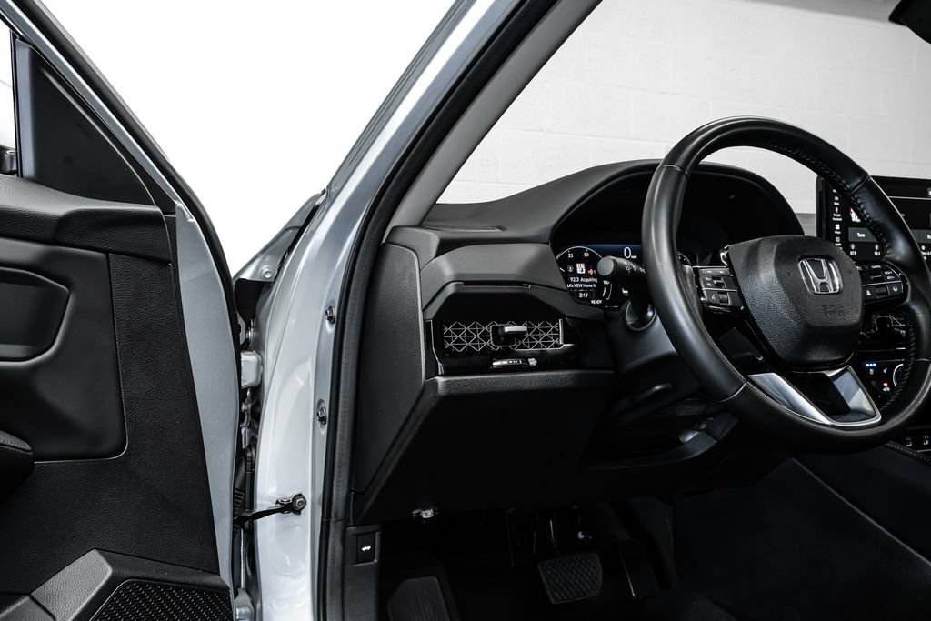 Used 2024 Honda Accord Touring image 20