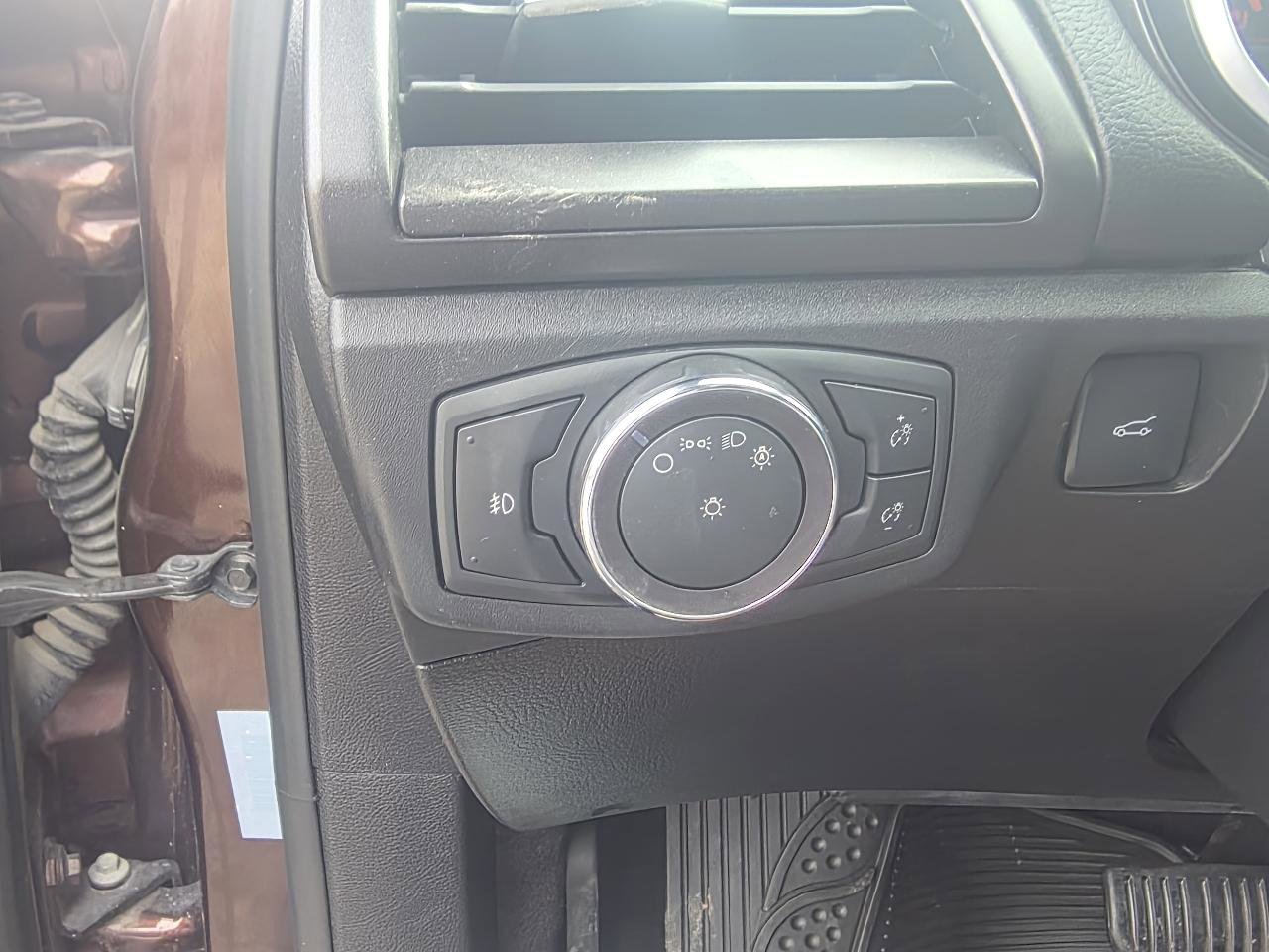 Used 2019 Ford Fusion Titanium FWD image 22