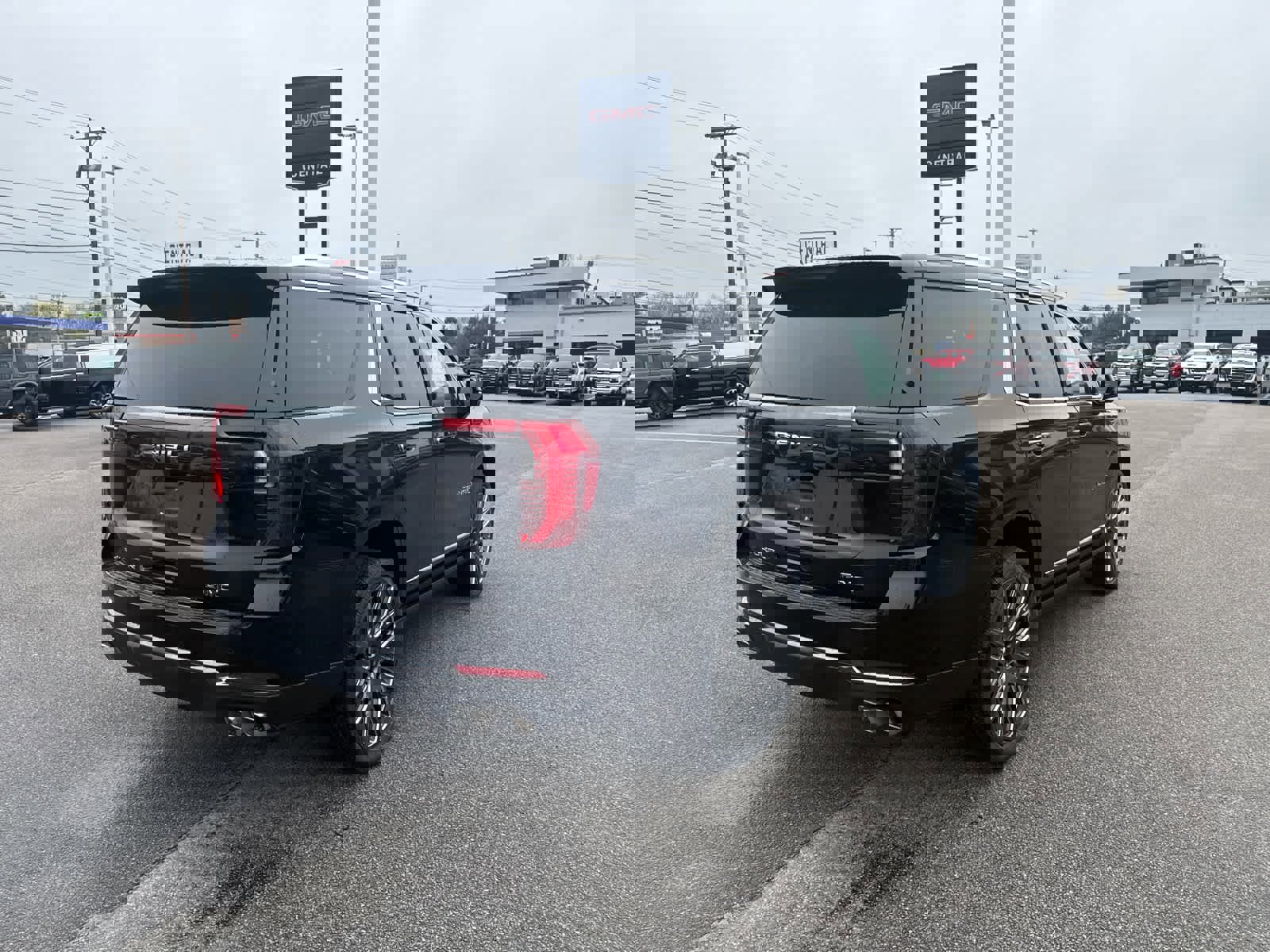 New 2026 GMC Yukon Denali Ultimate AWD/4WD image 5