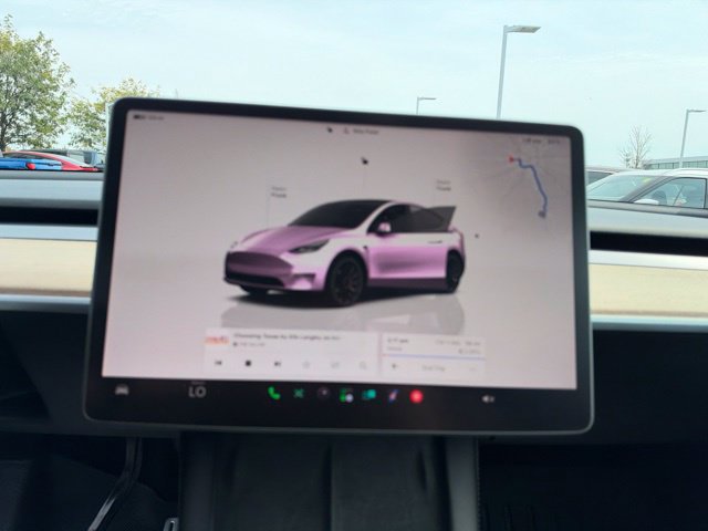 Used 2022 Tesla Model Y Performance AWD/4WD image 13