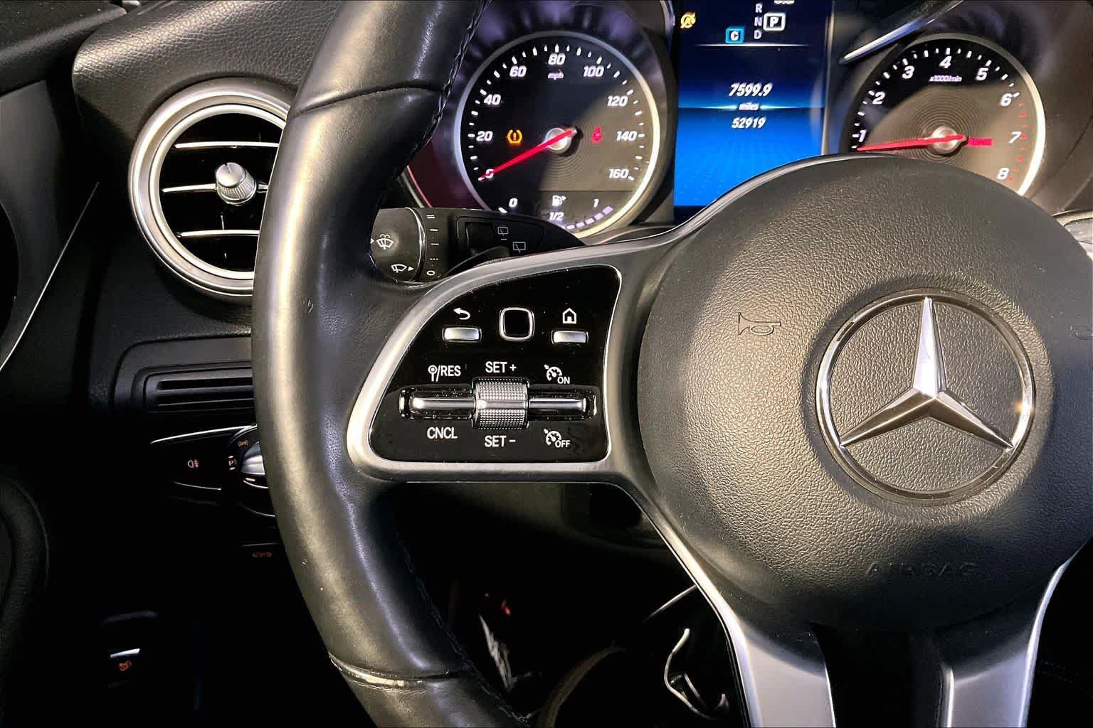 Used 2020 Mercedes-Benz GLC 300 4MATIC image 24