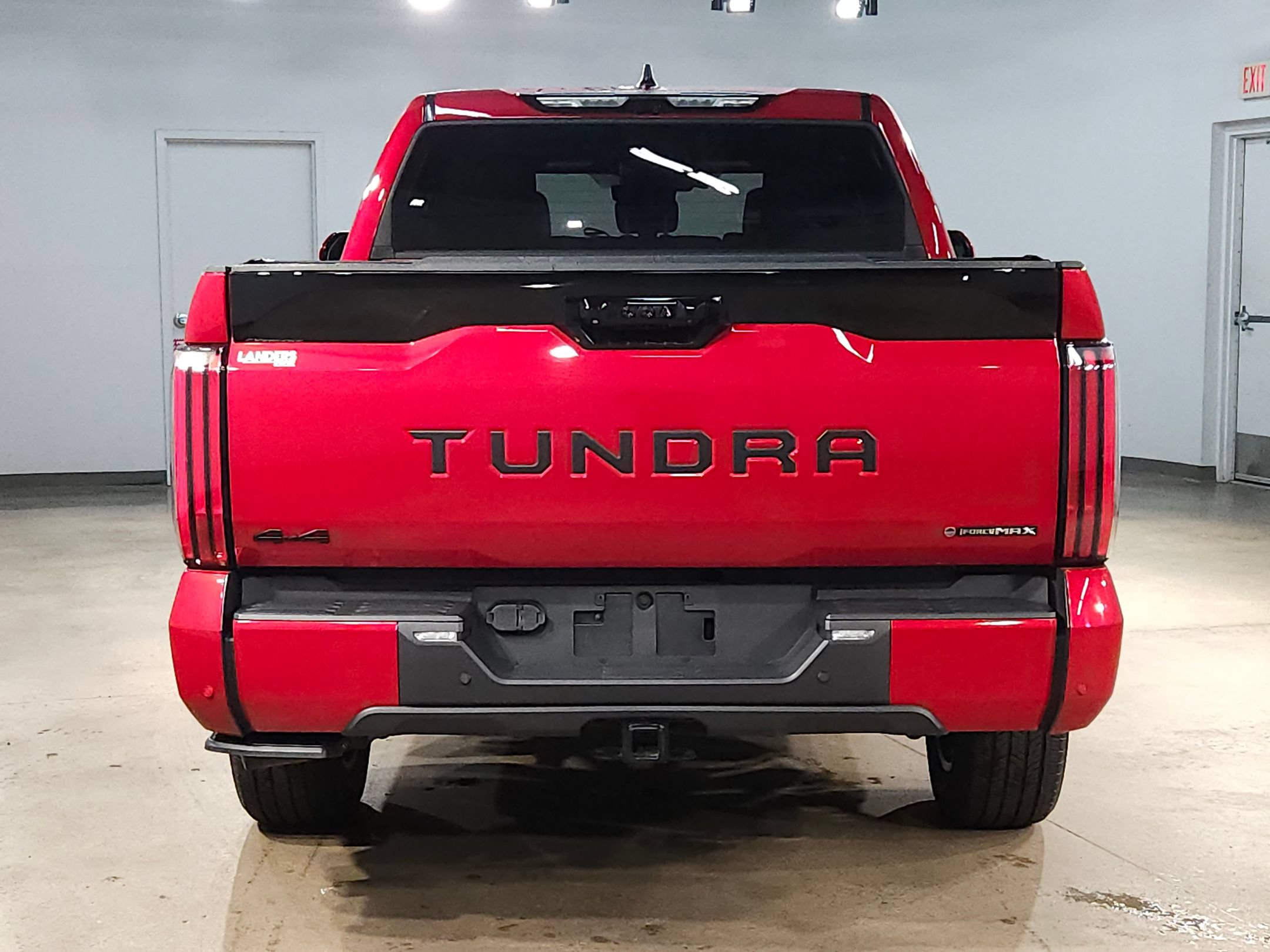 Certified 2025 Toyota Tundra Platinum AWD/4WD image 6