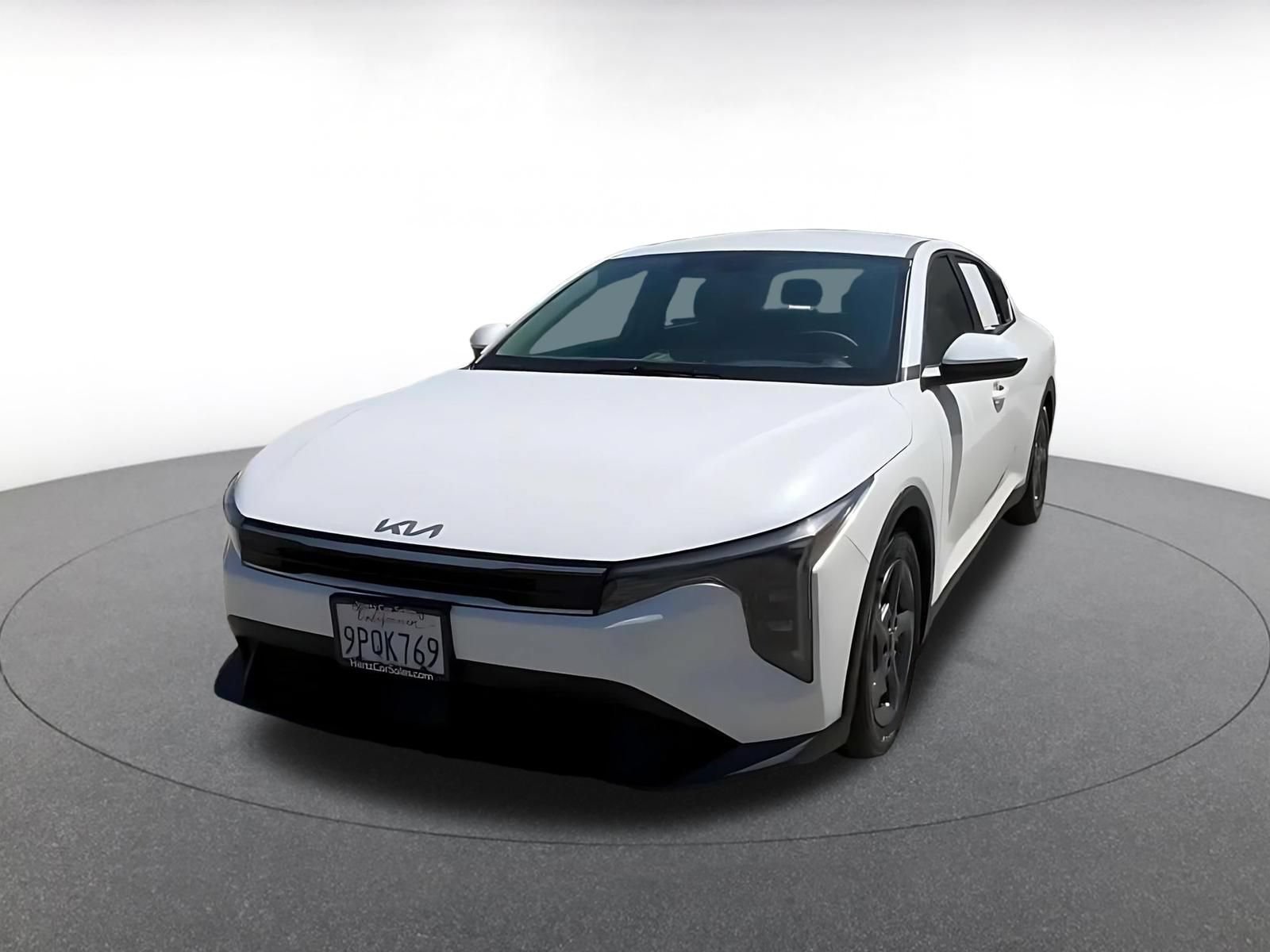 Used 2025 Kia K4 FWD image 7