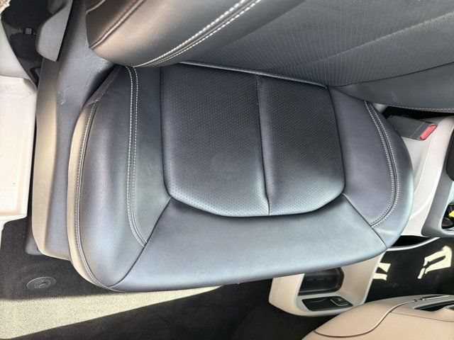 Used 2024 Chrysler Pacifica Touring-L FWD image 15