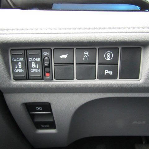 Used 2022 Honda Odyssey Touring image 15